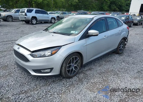 2017 Ford Focus Sel z USA, uszkodzony, nr VIN 1FADP3H2XHL287111